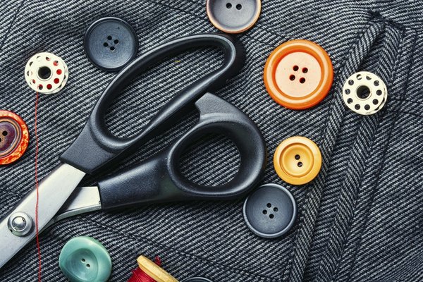 Mercerie en Ligne : comment les boutiques virtuelles révolutionnent le monde de la couture